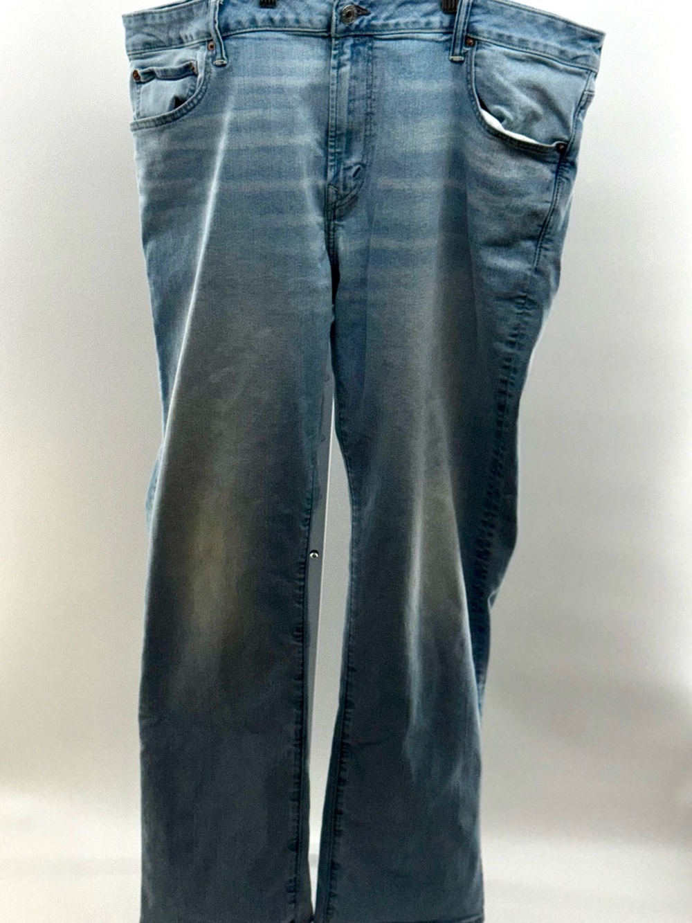 American Eagle Outfitters Men’s Faded Blue Bootcut Jeans